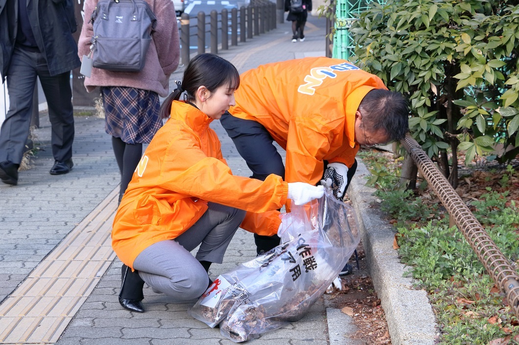全店一斉クリーン活動 久保会長