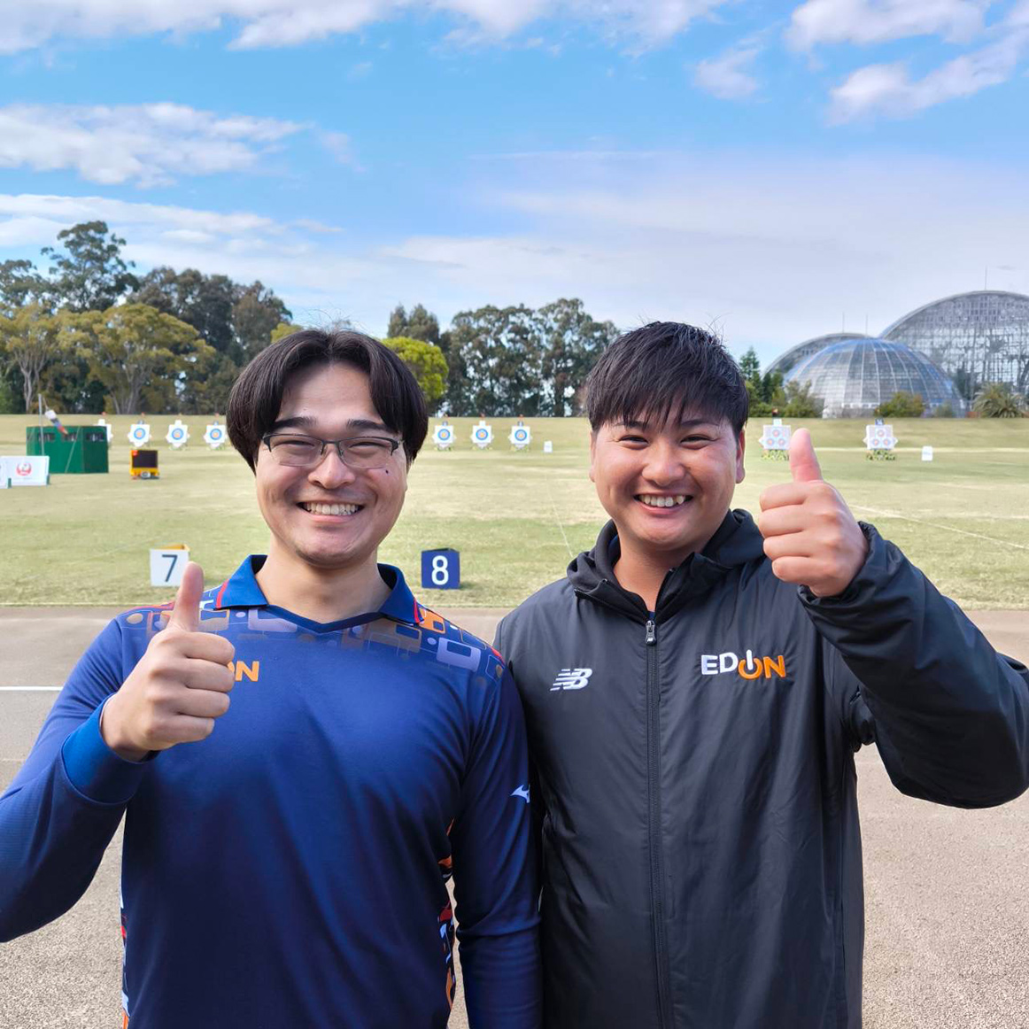 青島鉄也 選手（左） 河田悠希 選手（右）